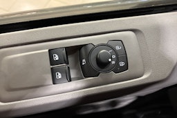 met. harmaa Volkswagen Transporter 2025 kuva 16.