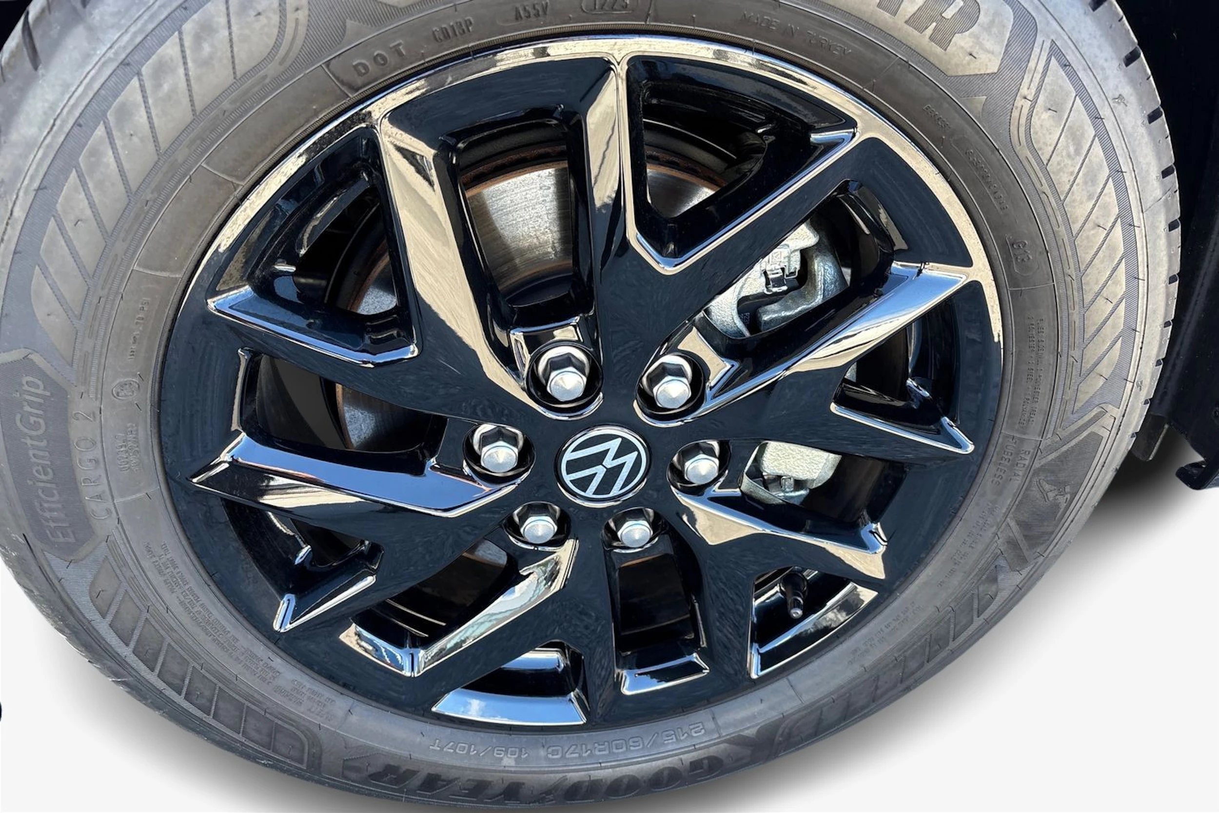 musta Volkswagen Transporter 2026 kuva 12.