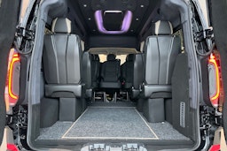 musta Volkswagen Transporter 2026 kuva 15.