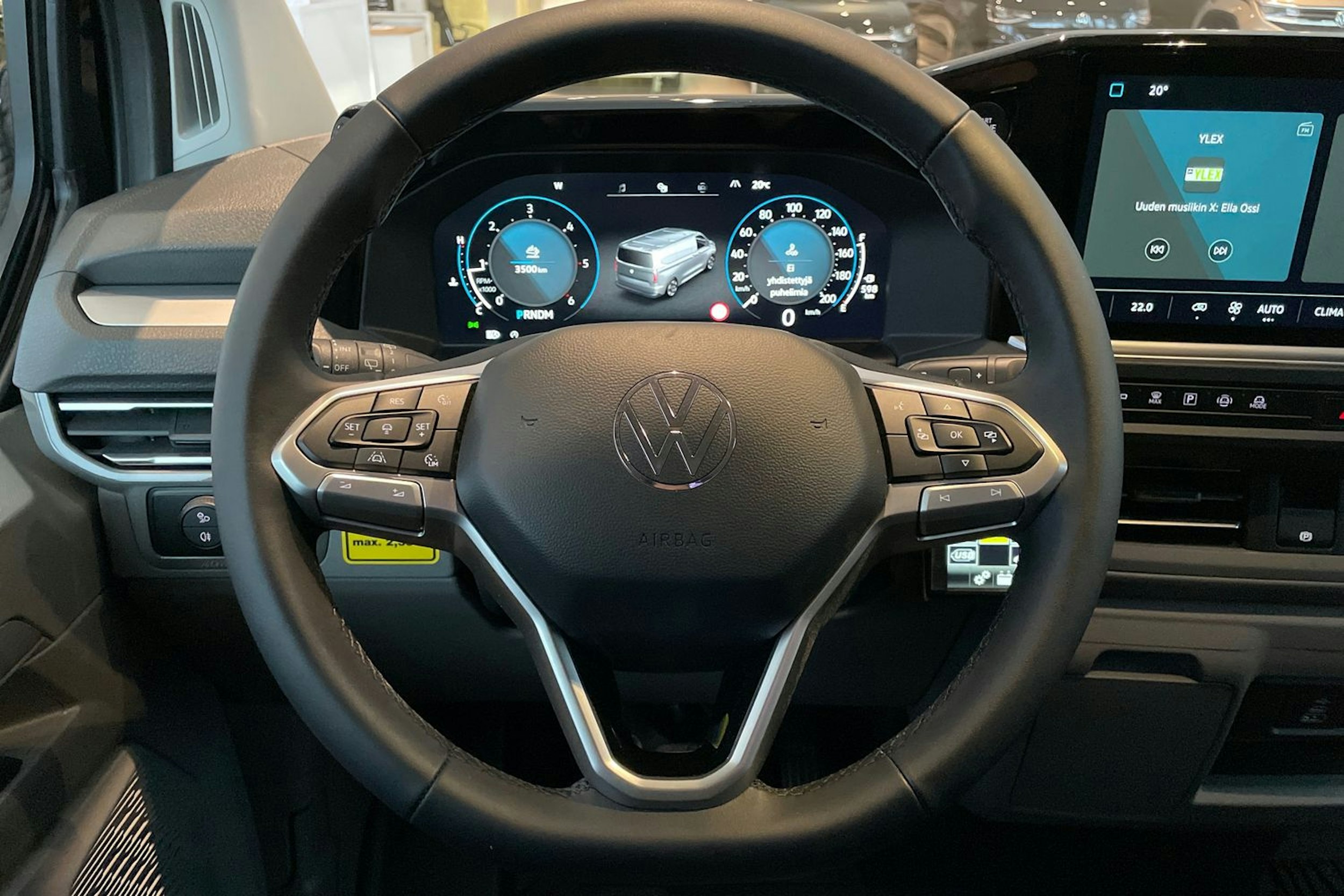 musta Volkswagen Transporter 2026 kuva 17.