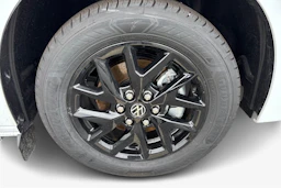 valkoinen Volkswagen Transporter 2026 kuva 12.