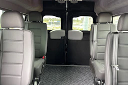 valkoinen Volkswagen Transporter 2026 kuva 14.