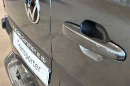 harmaa Volkswagen Transporter 2026 kuva 21.