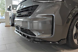 harmaa Volkswagen Transporter 2026 kuva 23.