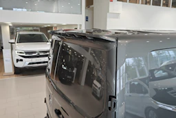 harmaa Volkswagen Transporter 2026 kuva 26.