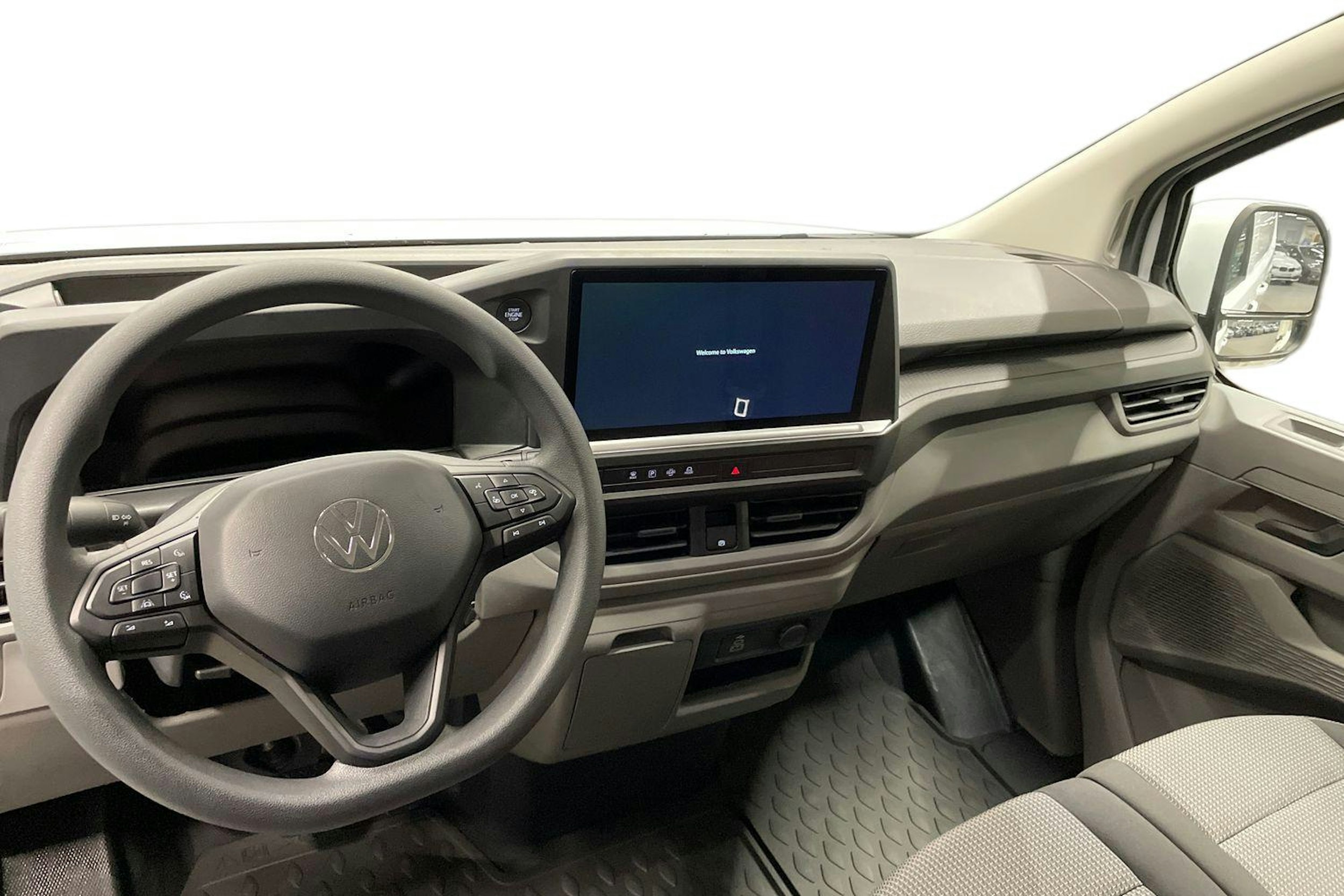 valkoinen Volkswagen TRANSPORTER 2025 kuva 9.