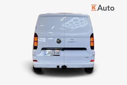 Valkoinen Volkswagen Transporter 2026 kuva 4.