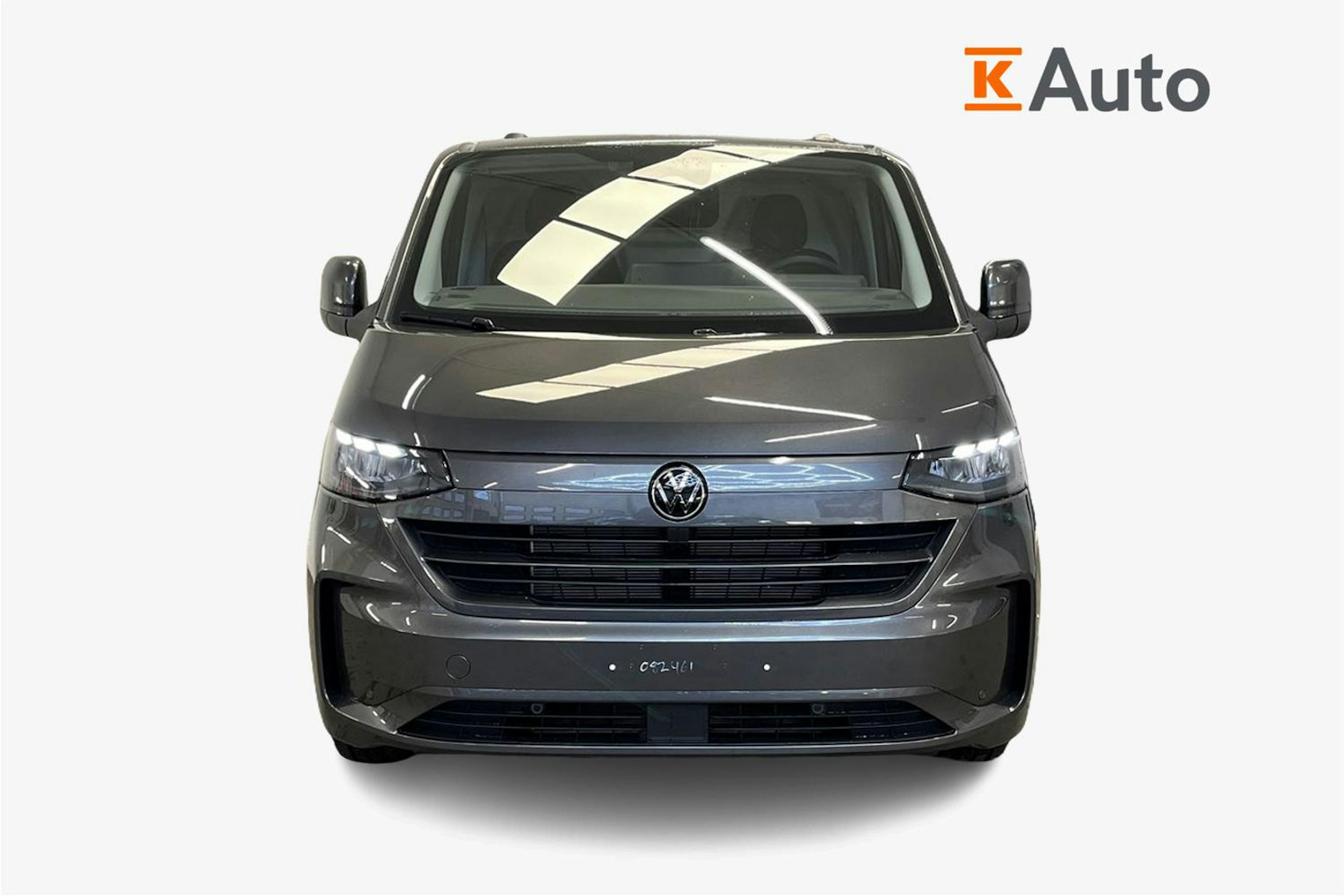 harmaa Volkswagen Transporter 2026 kuva 5.