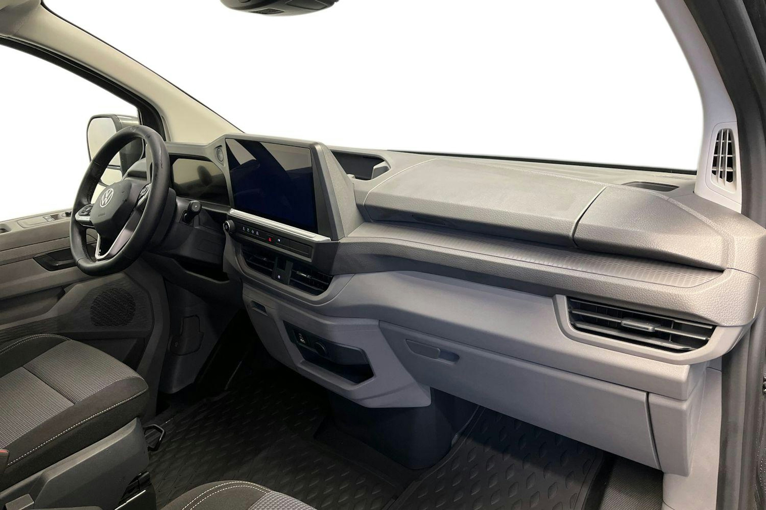 harmaa Volkswagen Transporter 2026 kuva 9.