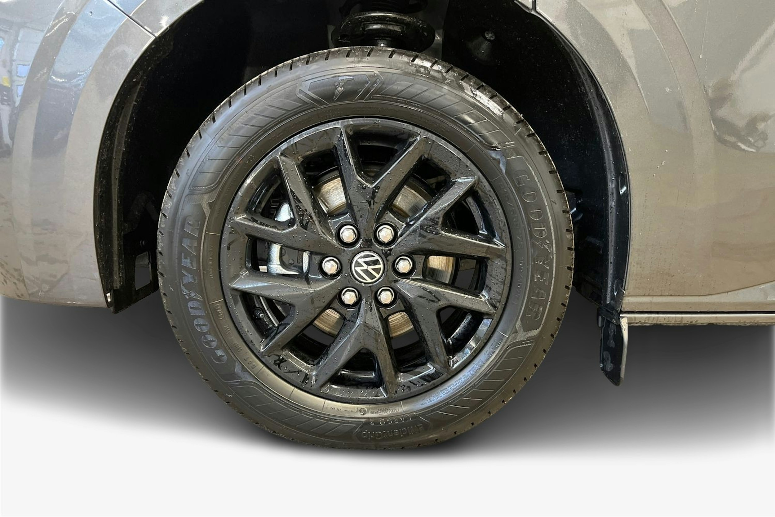 harmaa Volkswagen Transporter 2026 kuva 12.