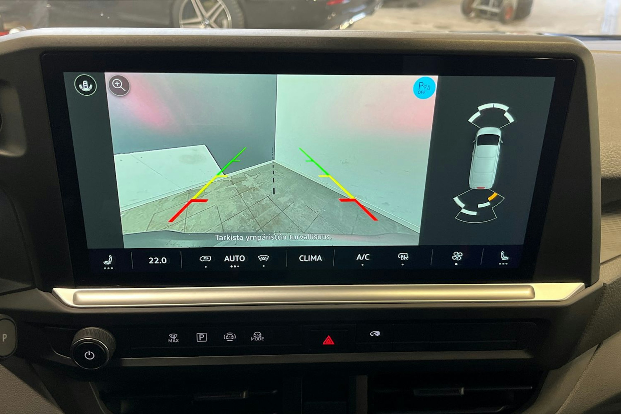 harmaa Volkswagen Transporter 2026 kuva 14.