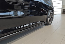 musta Volkswagen Transporter 2026 kuva 18.