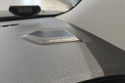 musta Volkswagen Transporter 2026 kuva 22.