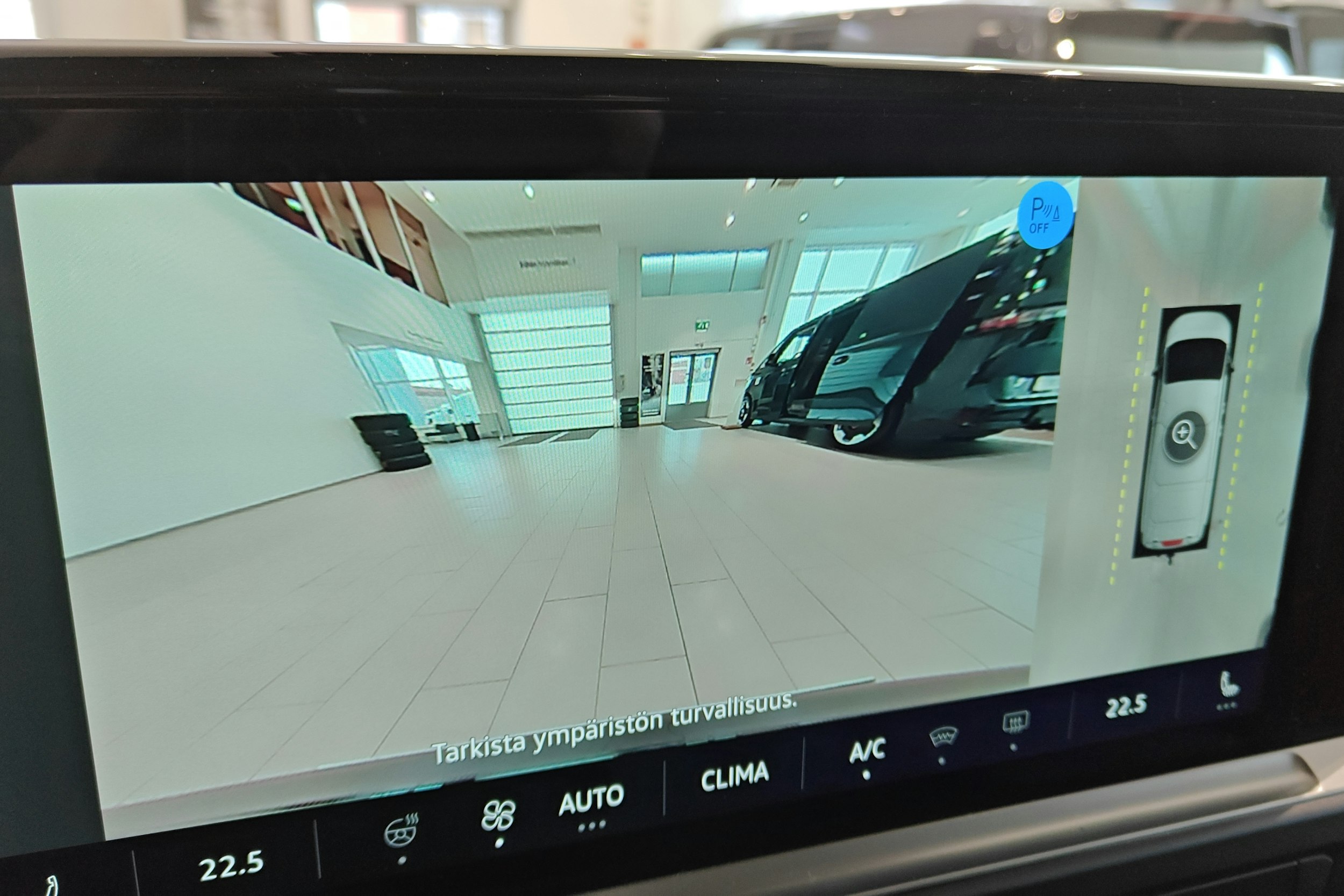 musta Volkswagen Transporter 2026 kuva 28.