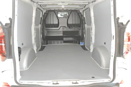 valkoinen Volkswagen Transporter 2026 kuva 13.