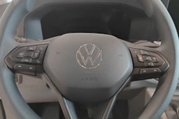valkoinen Volkswagen Transporter 2026 kuva 17.