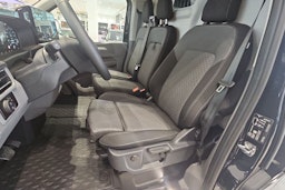 musta Volkswagen Transporter 2026 kuva 12.