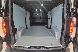 musta Volkswagen Transporter 2026 kuva 21.