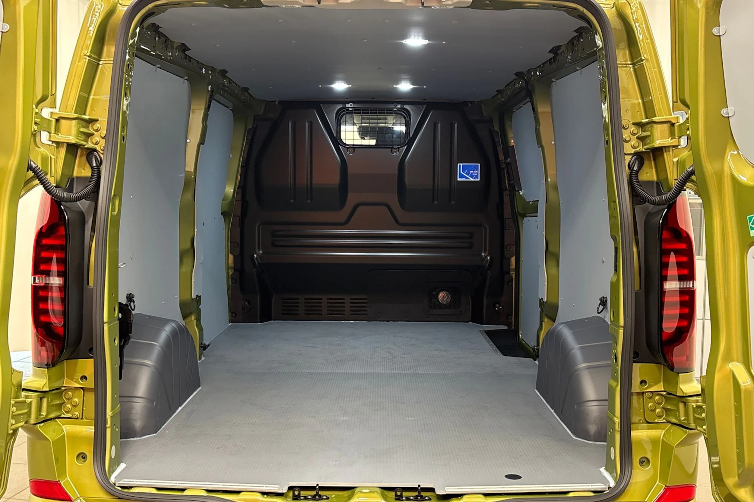 met. vihreä Volkswagen Transporter 2026 kuva 14.