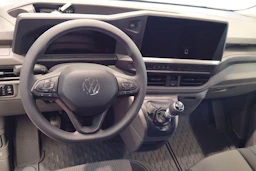 valkoinen Volkswagen Transporter 2026 kuva 9.