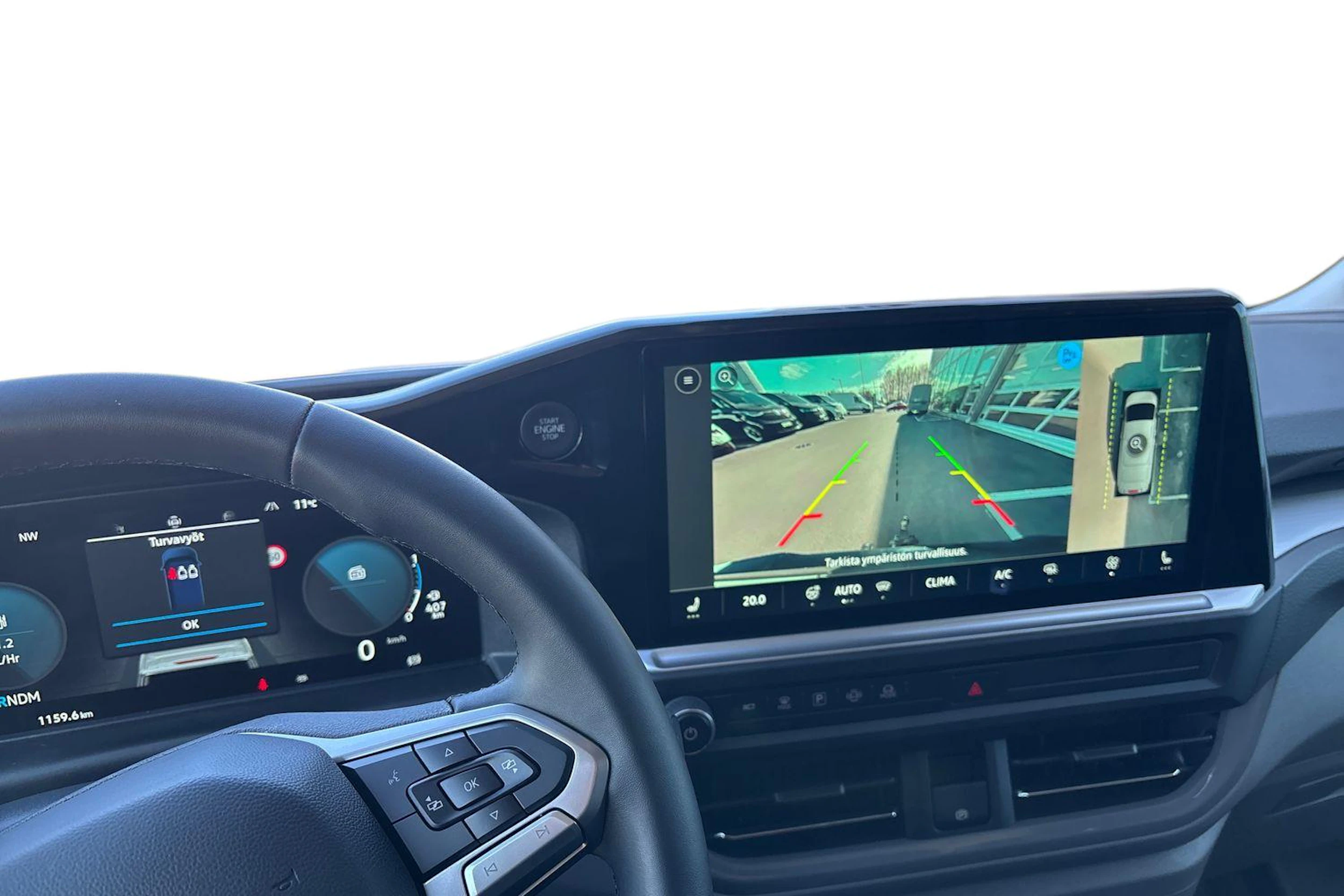 valkoinen Volkswagen Transporter 2026 kuva 9.