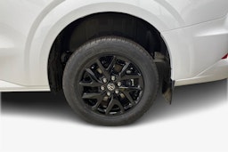 valkoinen Volkswagen Transporter 2026 kuva 12.