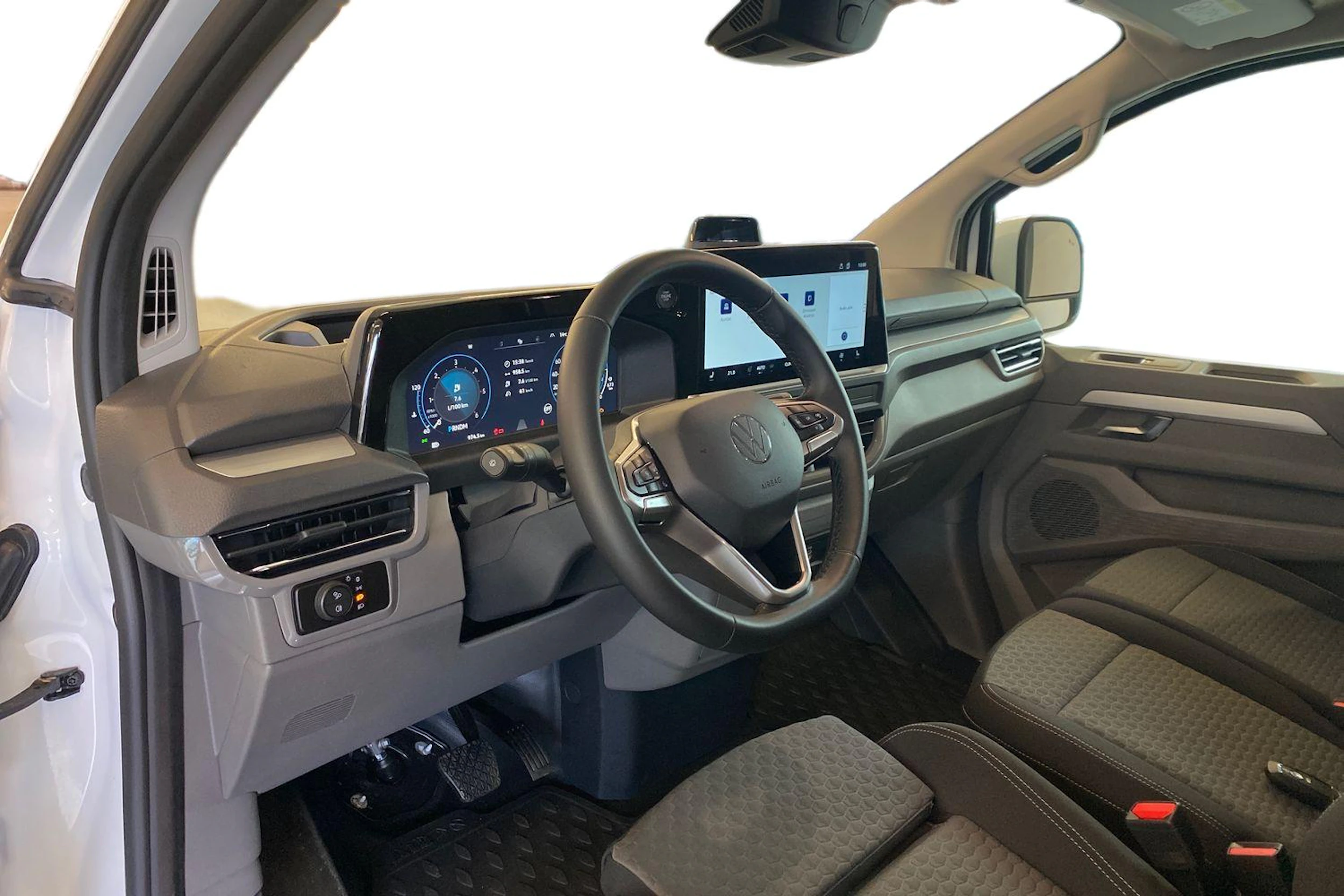 valkoinen Volkswagen Transporter 2026 kuva 7.