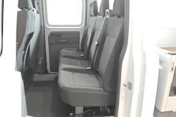 valkoinen Volkswagen Transporter 2026 kuva 11.