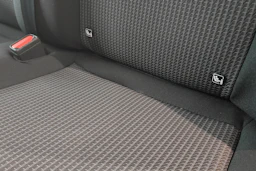 valkoinen Volkswagen Transporter 2026 kuva 13.