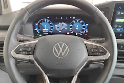 valkoinen Volkswagen Transporter 2026 kuva 18.