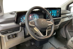 musta Volkswagen Transporter 2026 kuva 8.