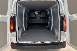 valkoinen Volkswagen Transporter 2026 kuva 13.