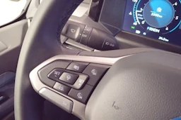 harmaa Volkswagen Transporter 2026 kuva 15.