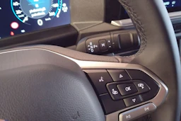 harmaa Volkswagen Transporter 2026 kuva 16.