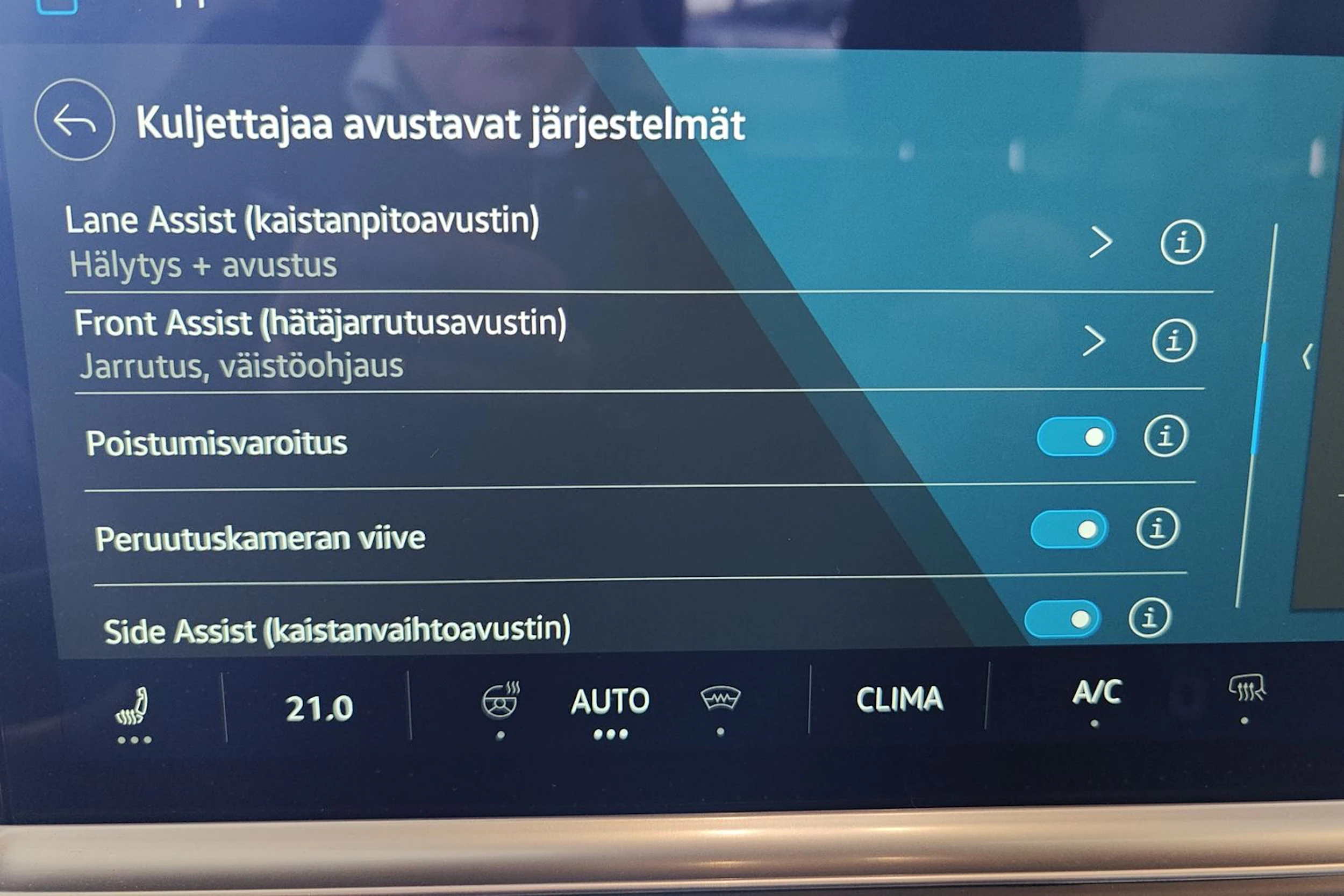 musta Volkswagen Transporter 2026 kuva 15.