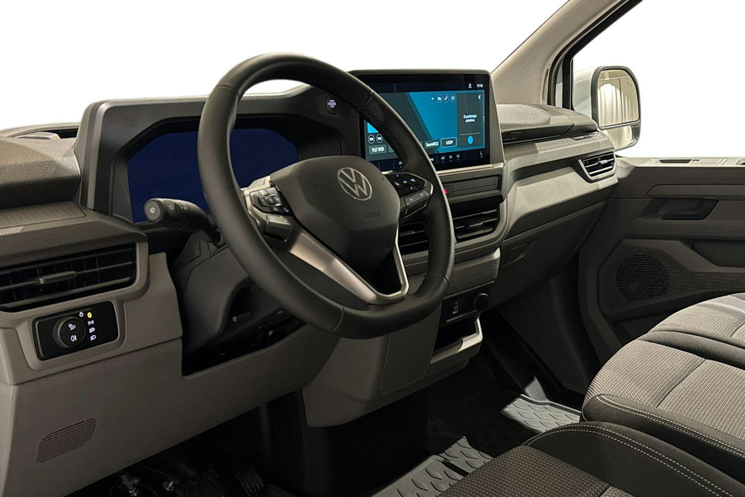 valkoinen Volkswagen Transporter 2026 kuva 7.