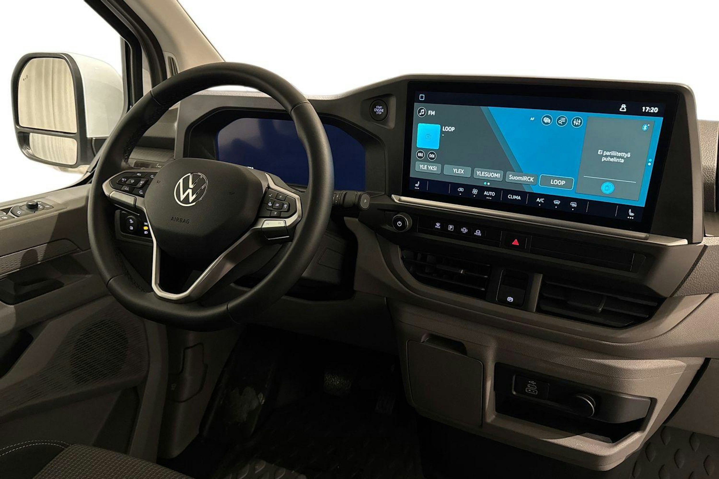 valkoinen Volkswagen Transporter 2026 kuva 9.