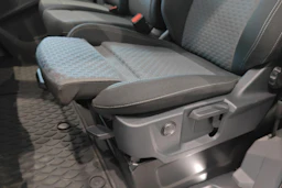 musta Volkswagen Transporter 2026 kuva 11.