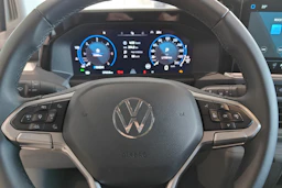 musta Volkswagen Transporter 2026 kuva 16.