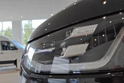 musta Volkswagen Transporter 2026 kuva 22.