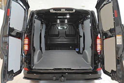 musta Volkswagen Transporter 2026 kuva 28.