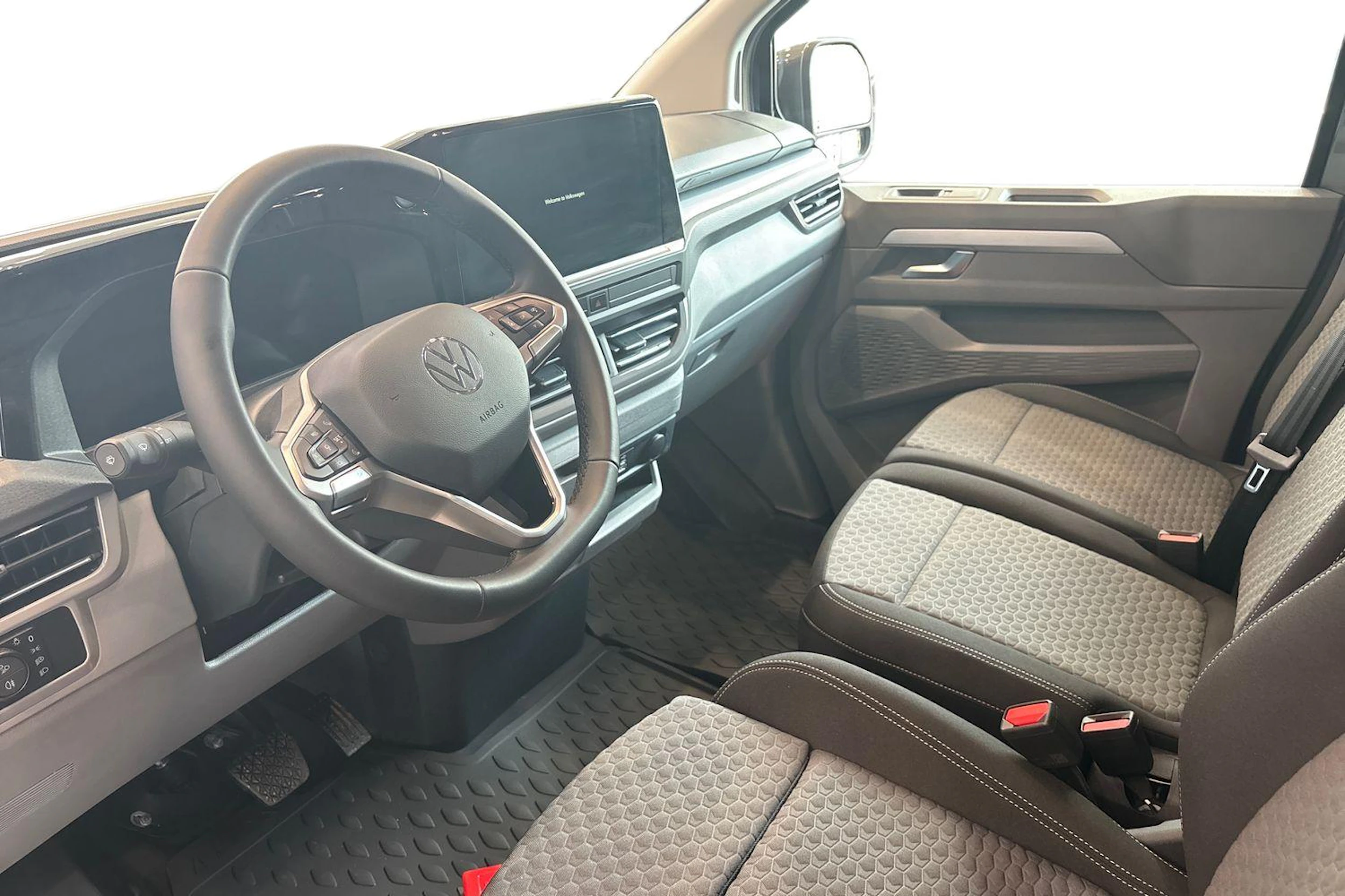 harmaa Volkswagen TRANSPORTER 2026 kuva 8.