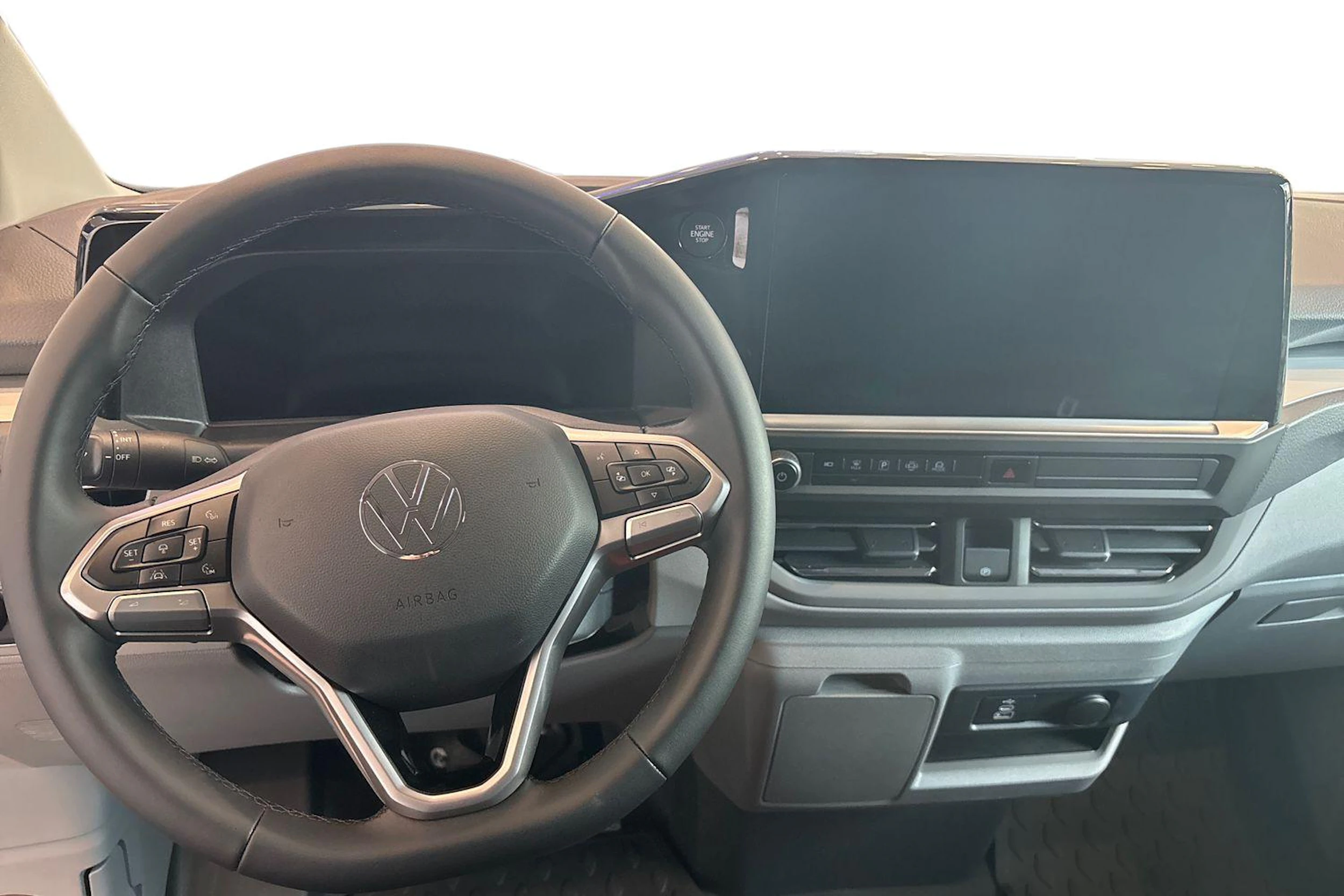 harmaa Volkswagen TRANSPORTER 2026 kuva 9.