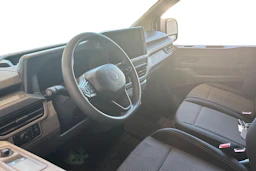 valkoinen Volkswagen Transporter 2026 kuva 8.