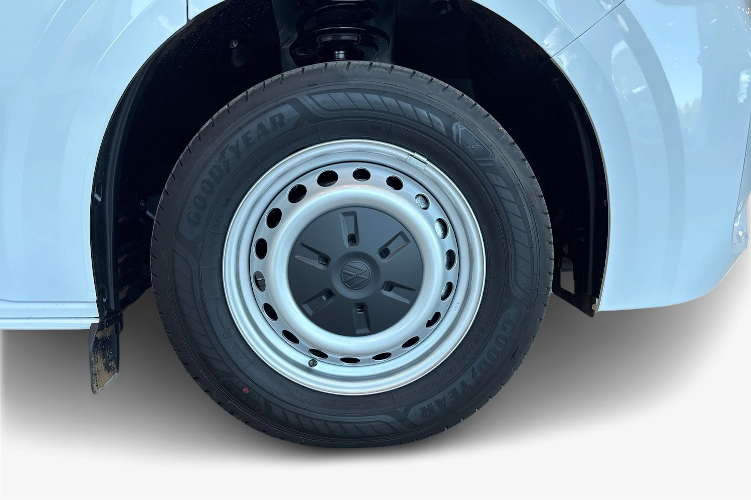 valkoinen Volkswagen Transporter 2026 kuva 12.