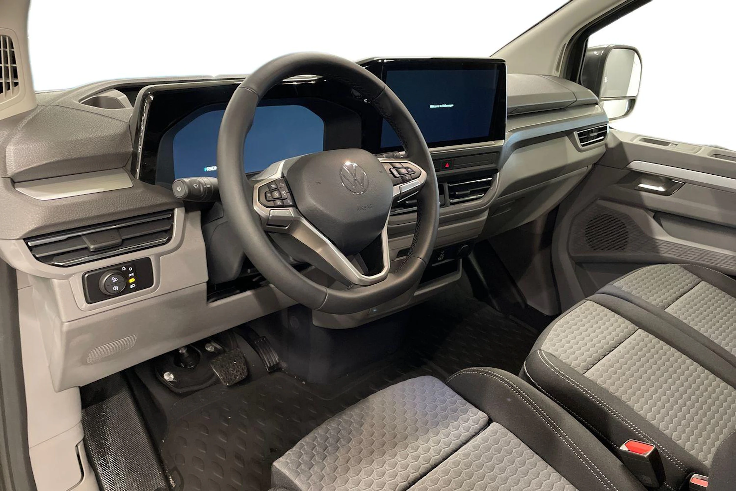 met. harmaa Volkswagen Transporter 2026 kuva 6.