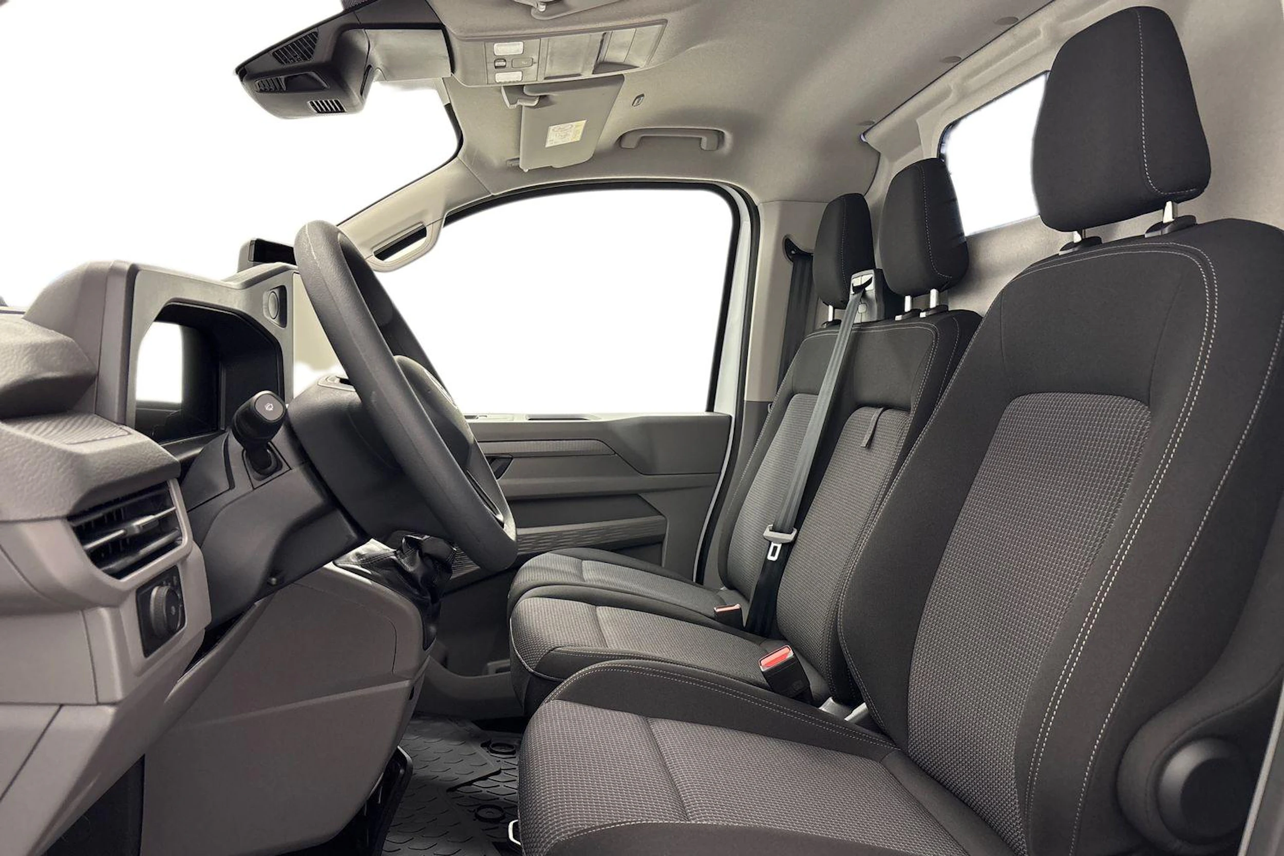 valkoinen Volkswagen Transporter 2026 kuva 11.