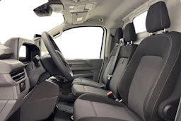 valkoinen Volkswagen Transporter 2026 kuva 11.