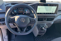 valkoinen Volkswagen Transporter 2026 kuva 9.