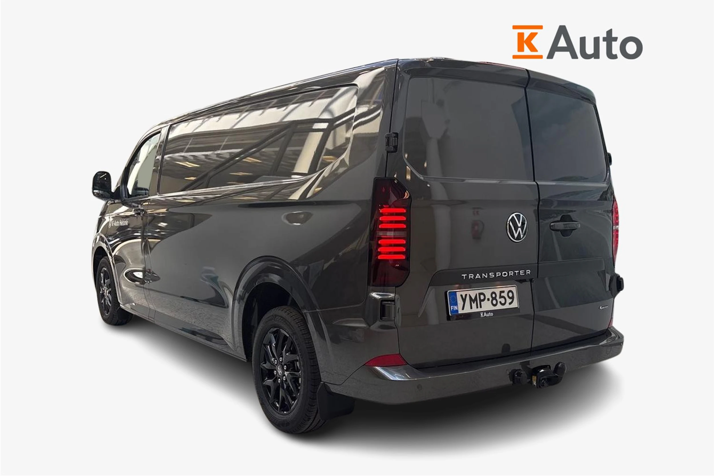 Harmaa Volkswagen Transporter 2026 kuva 2.